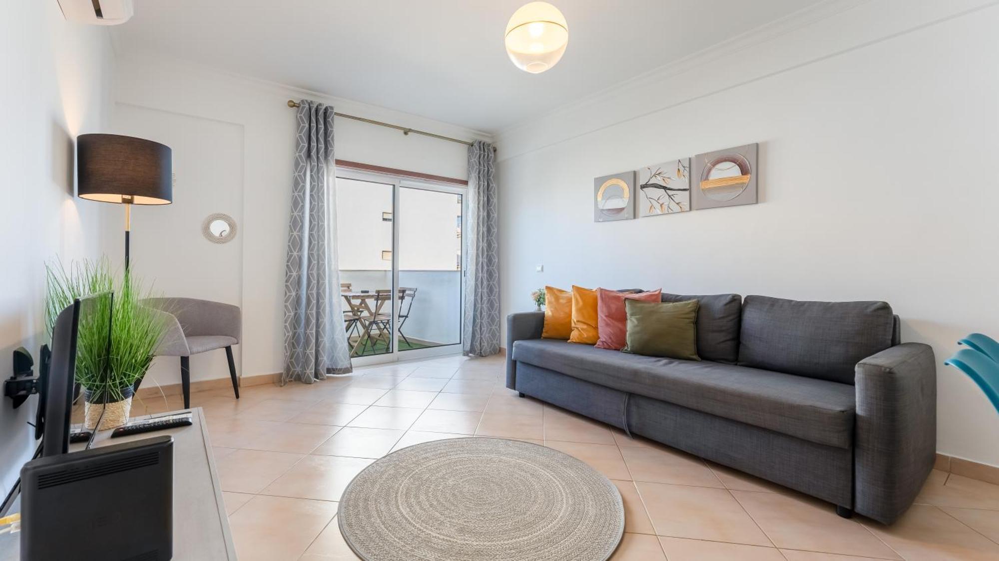 Sunny Retreat With Pool And Balcony By Lovelystay Albufeira Eksteriør bilde