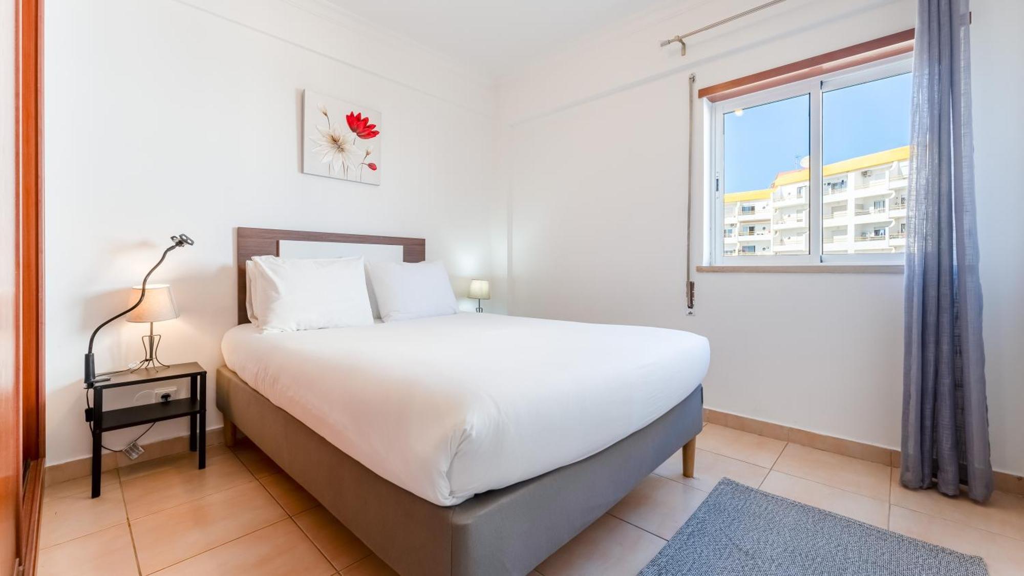 Sunny Retreat With Pool And Balcony By Lovelystay Albufeira Eksteriør bilde